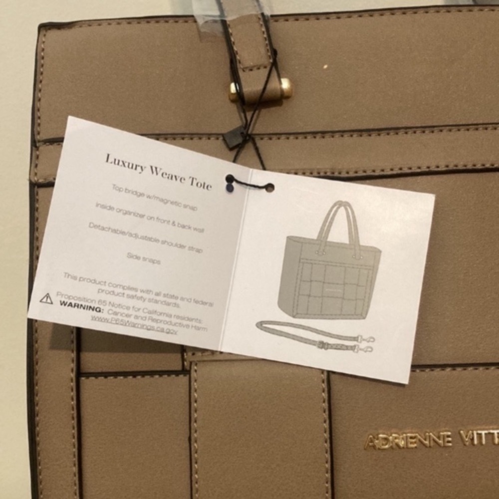 Adrienne Vittadini Francesca Luxury Weave Tote - Picture 13 of 13